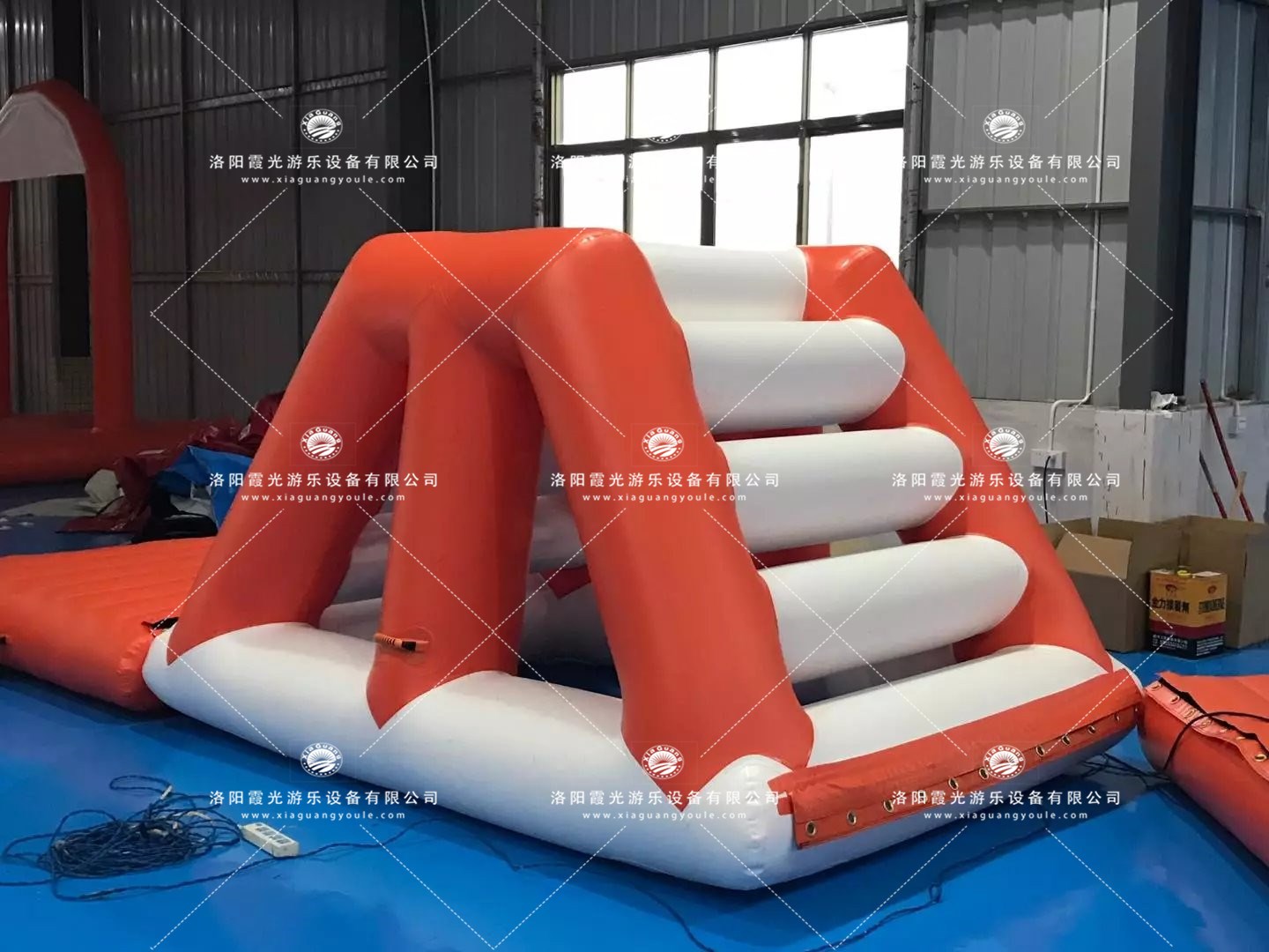 儋州水上闯关设施